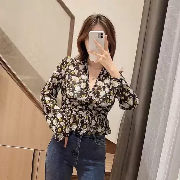 ZARA Dotted Mesh Printed Blouse sz Large - Picture 8 of 9